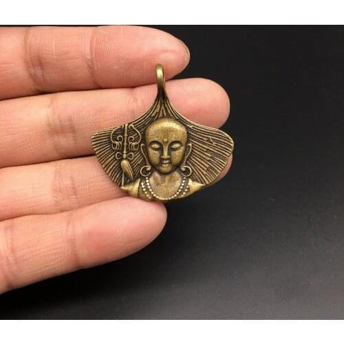 Collectable Chinese Brass Carved King Of Tibet Bodhisattva Exquisite Small Pendant Statues