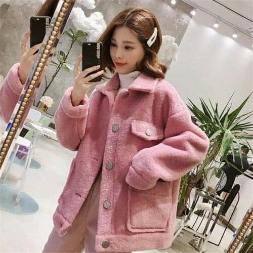Short Lamb Fur Coat Female 2019 New Korean Style Loose Lapel Plush Thickening Woolen Jacket For Women Casual Outwear Tops f2117
