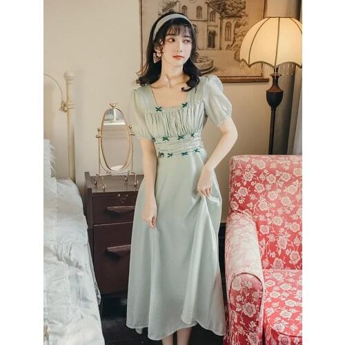 2021 Summer New Womens French Style Retro Girl Young Style Folds And Thin Temperament Long Dress Square Neck Puff Sleeve Dress