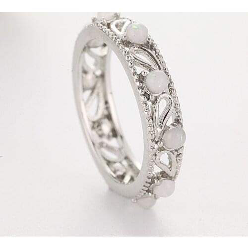 Fashion Women Imitation of Opal Rings Jewelry Classic Lady Engagement Wedding Rings for Female Friend Party Best Gift