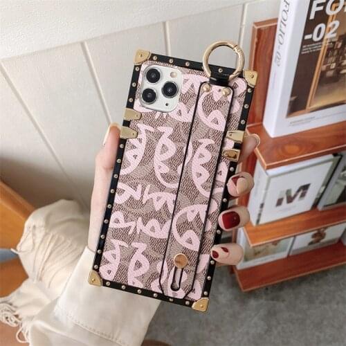 Luxury Square Leather Wrist strap Holder Phone Case For Samsung Galaxy S20FE S9 S10 Plus S10Lite Note20 10 21ultra A50 A70 cover