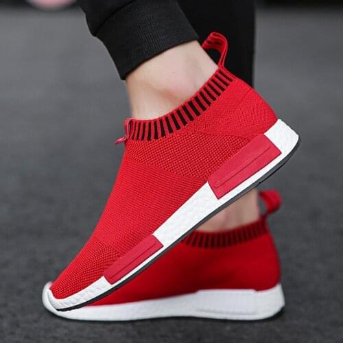 Men Shoes Lightweight Red Sock Sneakers White Breathable Slip-on Casual Shoes for Adult Fashion Footwear Male Krasovki