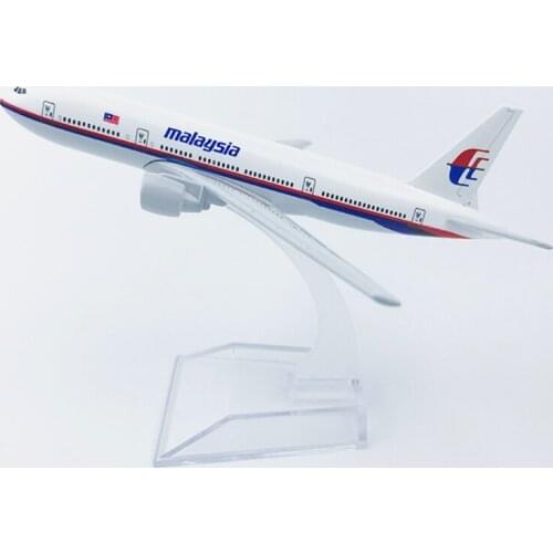 16cm Airplanes Air Malaysia Airlines B777 Alloy Diecast Plane Model Boeing 777 Aircraft Airplane Model Kids Gift Collectible