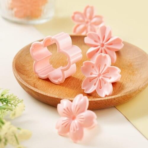 5pcs/set Sakura Cookie Mold Stamp Biscuit Cutter Cherry Blossom Flower DIY Floral Mooncake Mold Fondant Baking Tool