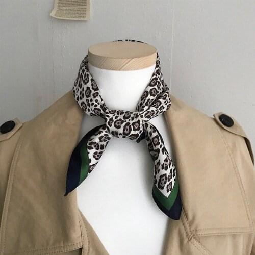 Women Square Neck Leopard Scarves 100% Silk Scarf Foulard Shawls And Wraps Bandana Neckerchief Poncho Headband Hijab 53*53cm