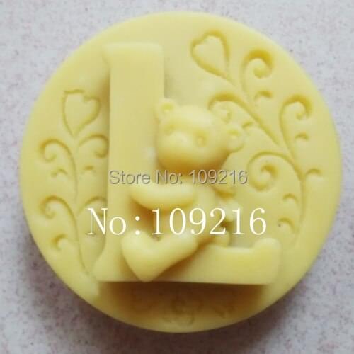 Wholesale!! 1pcs New Style Bear&L(zx0000) Silicone Handmade Soap Mold Crafts DIY Mold Soap Moulds
