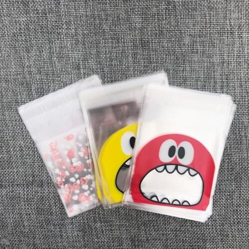 7x7+3cm 100pcs Plastic Transparent Cellophane Jewelry Cookie Chocolate Bag Self Adhesive Pouch Wedding Gift Candy Packing Bags