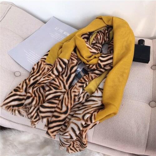 2019 Newest Cotton Zebra Stripe Print Fringe Scarves Shawls Wrap Women Long Trendy Leopard Muffler Scarf Hijab Free Shipping