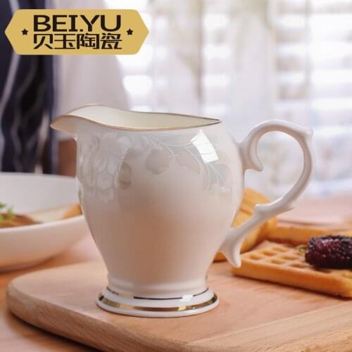 European Style Milk Jugs Espresso Cups Bone China Milk Pitcher Latte Art Milk Jugs Juice Jug Pot A Lait Coffeeware BC50NG