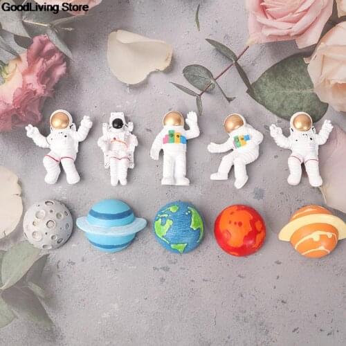 1pc 3D Space Universe Magnetic Sticker Planet Astronaut Fridge Magnet Souvenir Gifts home decor magnet stickers fridge magnet