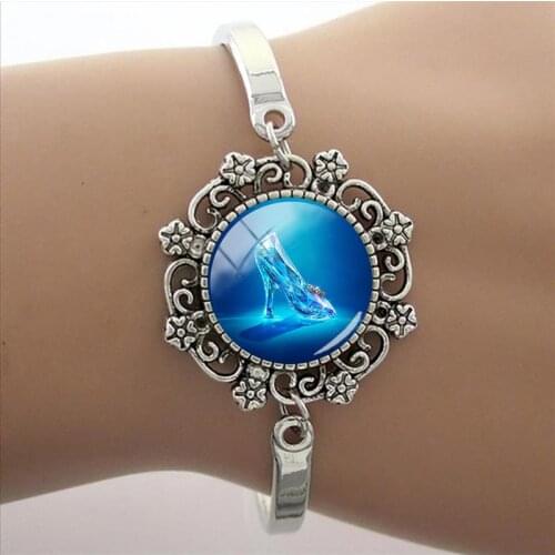 Disney Cinderella Lace Charm Bracelet Glass Crystal Shoe Photo Cabochon Cartoon Image Dome Chain Bracelet