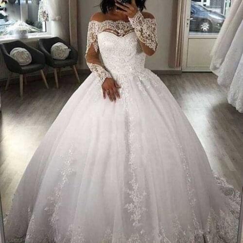Gorgeous Dubai Ball Gown Wedding Dress Boat Neck Long Sleeves With Lace Appliques Beaded Bridal Gowns Vestido De Noiva