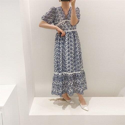 Chic Fashionable Solid White V-neck Hollow Out Lace Up Vintage Seaside Casual Loose Comfort Maxi Dress Vintage Vestido Hot Sales