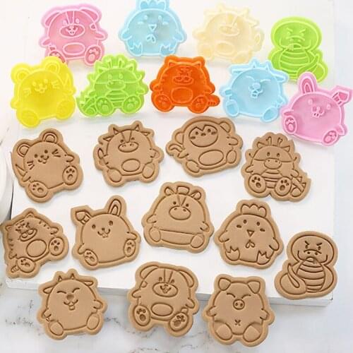 12 Zodiac Animal Biscuit Mold Cartoon Cute Small Animal Model Baking Biscuit 3D Pressed Biscuit Cutter Household Baking Gadget