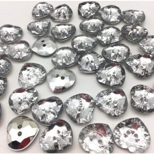 200pcs 15mm Fashion Clear Acrylic Heart Buttons Sewing 2 Holes Shiny Silver Plated Button For Scrapbooking