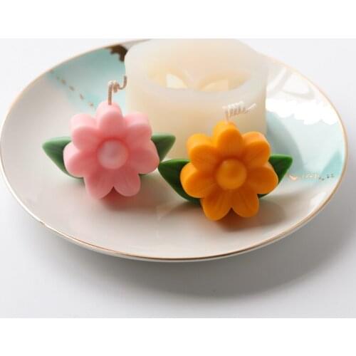 Korea Lovely Little Daisy Candle Mold 3D Sunflower Design Candle Decoration Home Decoration 3D Small Daisy Sacnted Clay Molds