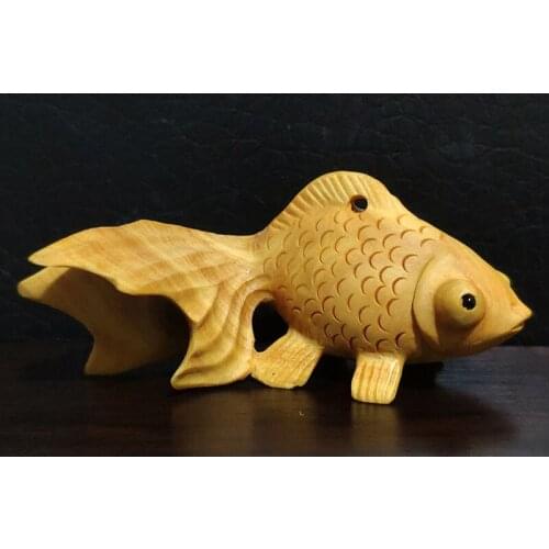 CQ084 - 2" Hand Carved Boxwood Netsuke : Pretty Gold Fish