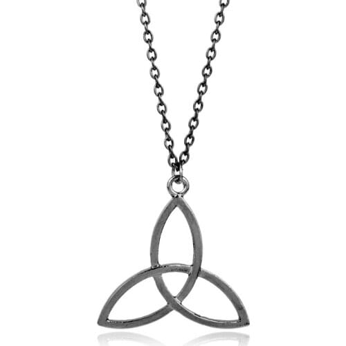Dongsheng Outlander Necklace Ornaments Necklaces Vintage Trinity Scottish Irish Celtic Triangle Knot Charm Pendant Necklace
