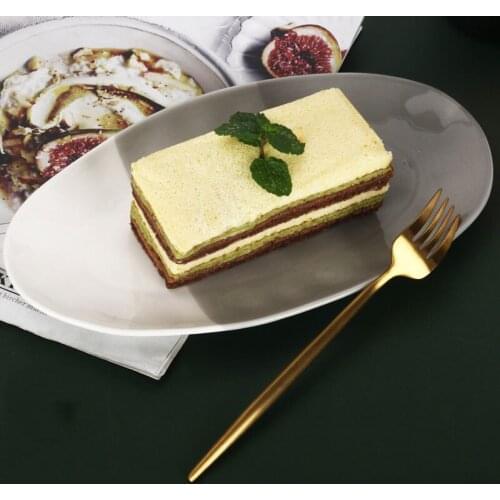 Nordic Oval Ceramic Dinner Plates Creative Simple Home Restaurant Sushi Dessert Snack Long Fish Solid Color Tableware Plates