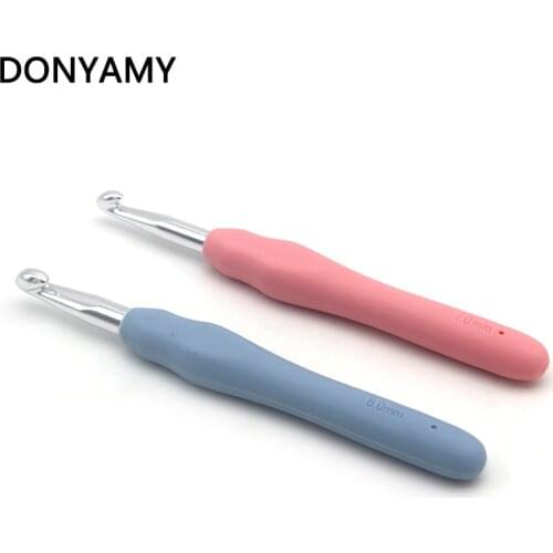 2PCs Light Color Plastic Handle Aluminum Crochet Hook Knitting Needles Thick Head Tools DIY Crafts Accessories 7mm/8mm