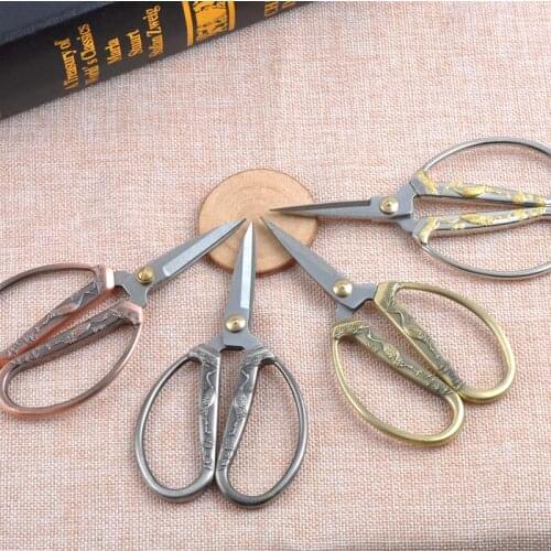 Good Quality Tesoura Vintage Sewing Scissors Pine Crane Pattern Embroidery For Fabric Cutter Tailors Scissors 4colors CP0707