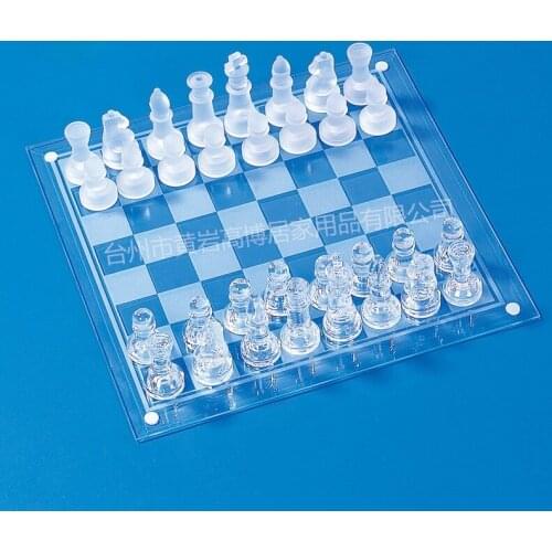 25*25cm glass chess game uses high quality green chess, frosted glass, chess, crystal, chess, childrens entertainment games
