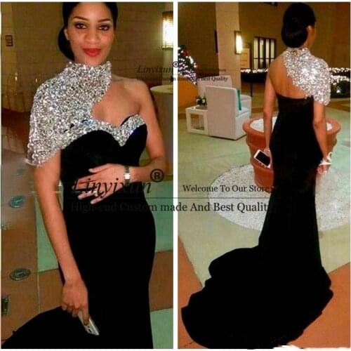 2021 Bling Bling Elegant Black Long Mermaid Prom Dresses High Neck Crystal Beaded Short Sleeves Long Formal Evening Gowns