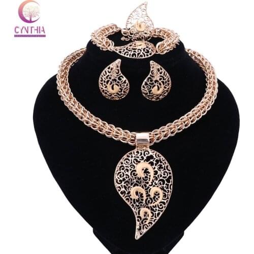 Bridal Gift Nigerian Wedding African Beads Jewelry Set Fashion Dubai Gold Crystal Jewelry Set Costume Design