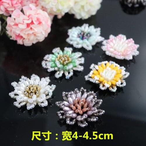 1pc 3D beaded flower Patches for clothing DIY sew on sequin rhinestone parches Beaded applique parches bordados para