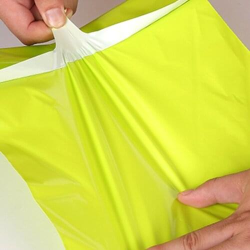 17x30cm New Plastic Courier Envelope Waterproof Shipping Bags Bright Green Poly Mailing Bag Self Sealing Storage Bag 200pcs