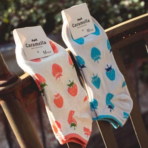 1Pair/lot Summer Style Lovely Cartoon Strawberry Pattern Cotton Socks For Women Girls Sock Fashion Slippers Ladies Ankle Meias