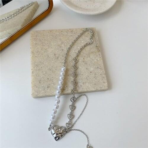 TIMEONLY Personality Metallic Printed Love Heart Choker Necklace for Women Silver Color Asymmetric Beaded Pearl Chains Necklaces