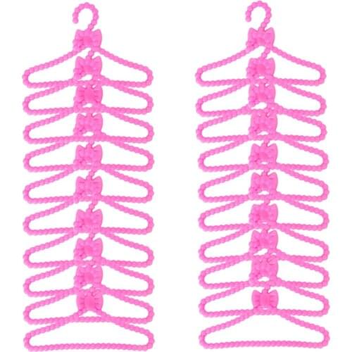 20 Pcs / Lot Cute Doll Accessories Pink Plastic Bowknot Hangers for Barbie Doll Clothes Dress Pretend Play House Baby Gift Toy