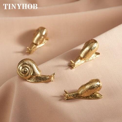 Gold Snail shape/ Solid Brass Drawer Cabinet Knobs Wardrobe Kitchen Handles and Knobs Furniture Handle Decoration
