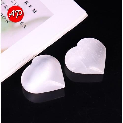 1pc Natural White Quartz Heart Shape Handicraft Gypsum Crystal Love Gemstone Collection Specimens Valentines Day gift