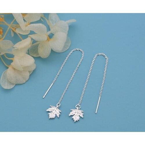 925 Sterling Silver Tassel Long Chain Maple Leaf Drop Earring For Women Wedding Party Elegant Jewelry eh1329
