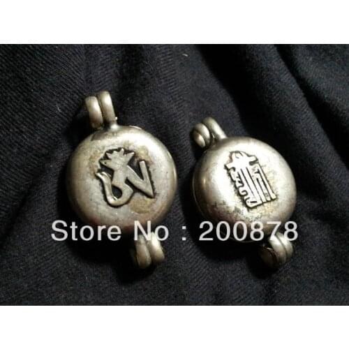 TGB167 Tibet White Metal Antiqued OM and Kalachakra Prayer box,22mm,Tibetan amulets pendants,ethnic Handmade jewelry Wholesale
