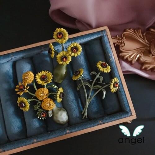 Jewelry of van gogh s sunflower paintings and classical literary vase memorial pins palace restoring ancient ways