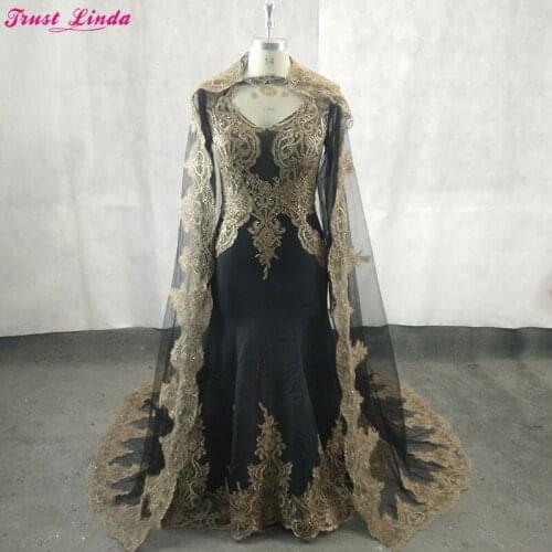 Elegant Black Mermaid Mother Of The Bride Dresses Long Sleeves Gold Appliques Pearls Plus Size Long Prom Party Gowns With Cape