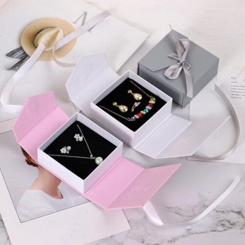 80% HOT SALES!!!Portable Jewelry Storage Box with Ribbon Earring Bracelet Necklace Organizer