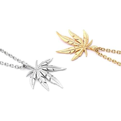 2021 New Maple Leaf Necklace Mens Temperament Hip Hop Hiphop Street Hemp Leaf Pendant