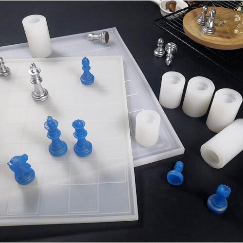 Chess Silicone Mold DIY One Film Multi-purpose Crystal Epoxy Mold 6 Chess Pieces and Chess Board