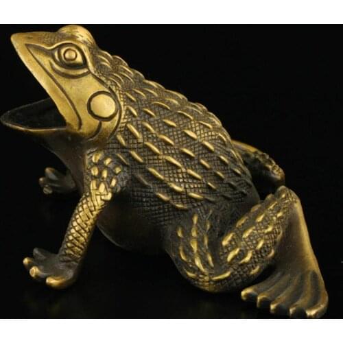 Collectible Decorated Old Copper Handwork Carved Frog Statue