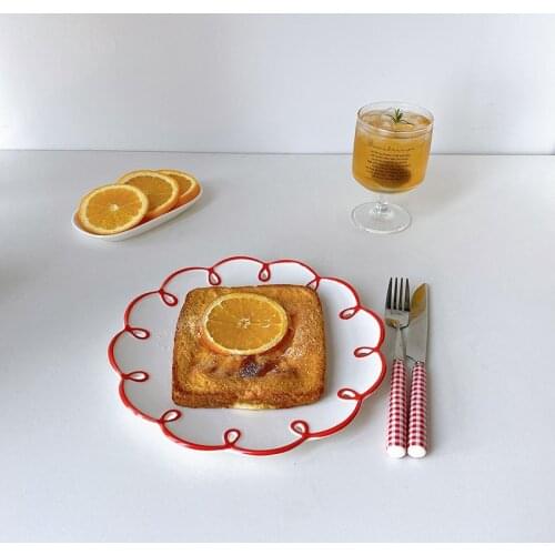 Brief Ceramic Plate Flower Red Edge Embossed Hollow FrenchRetro Ceramic Handmade Lace Cup Plate тарелки для еды platos