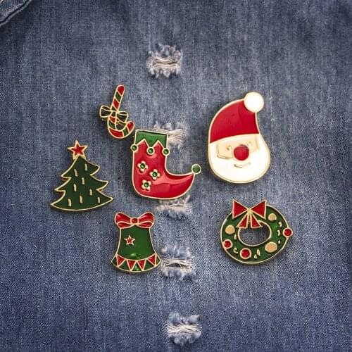 Merry Christmas Brooches Christmas Tree Enamel Badges Small Brooches For Women Fashion Festival Party Jewelry Gifts For Friends