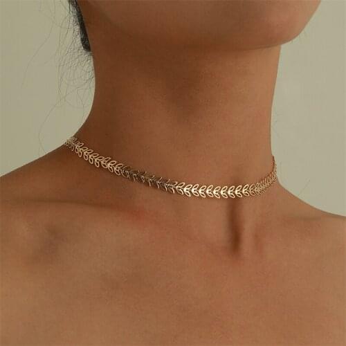 Hollow Leaves Necklaces For Women Gold Silver Color Short Necklace Link Chains Choker Fashion Jewelry 2021 New Ladies Gifts