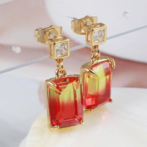 Personalized translucent gradient color matching diamond earrings