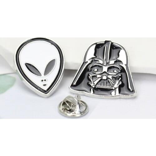 Baby Yoda Brooches Mandalorian Metal Punk Pins Star Wars Venom Pins Brooch Badge Jewelry Gift for Fans