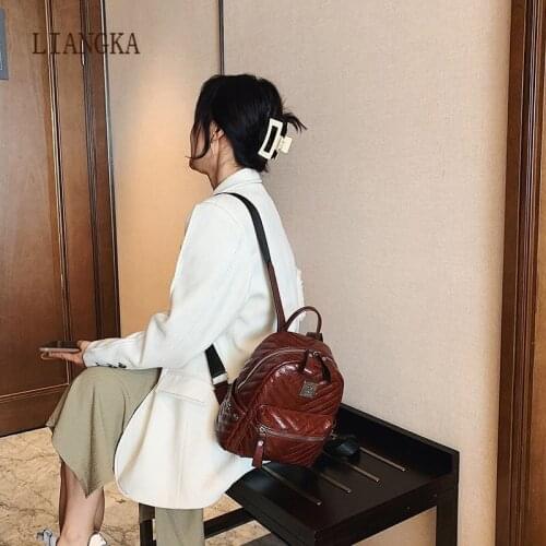 2021 New Trend Casual PU High-quality Women Backpack Large Capacity V Pattern Bookbag Holiday Female Travel Shoulder Bags Sac