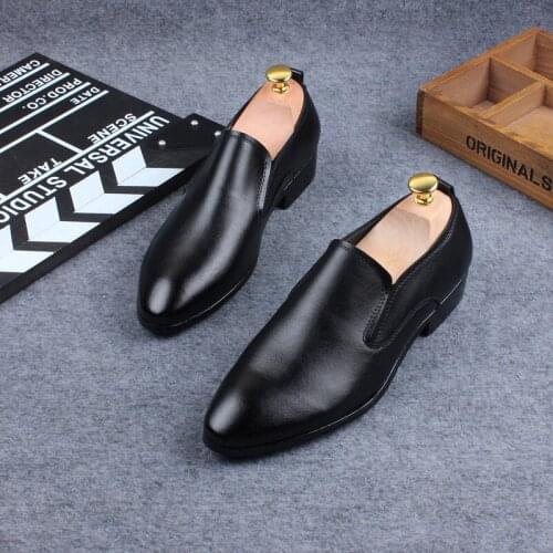 Japanese style men casual business wedding formal dress soft leather shoes slip on driving shoe black white summer loafers male